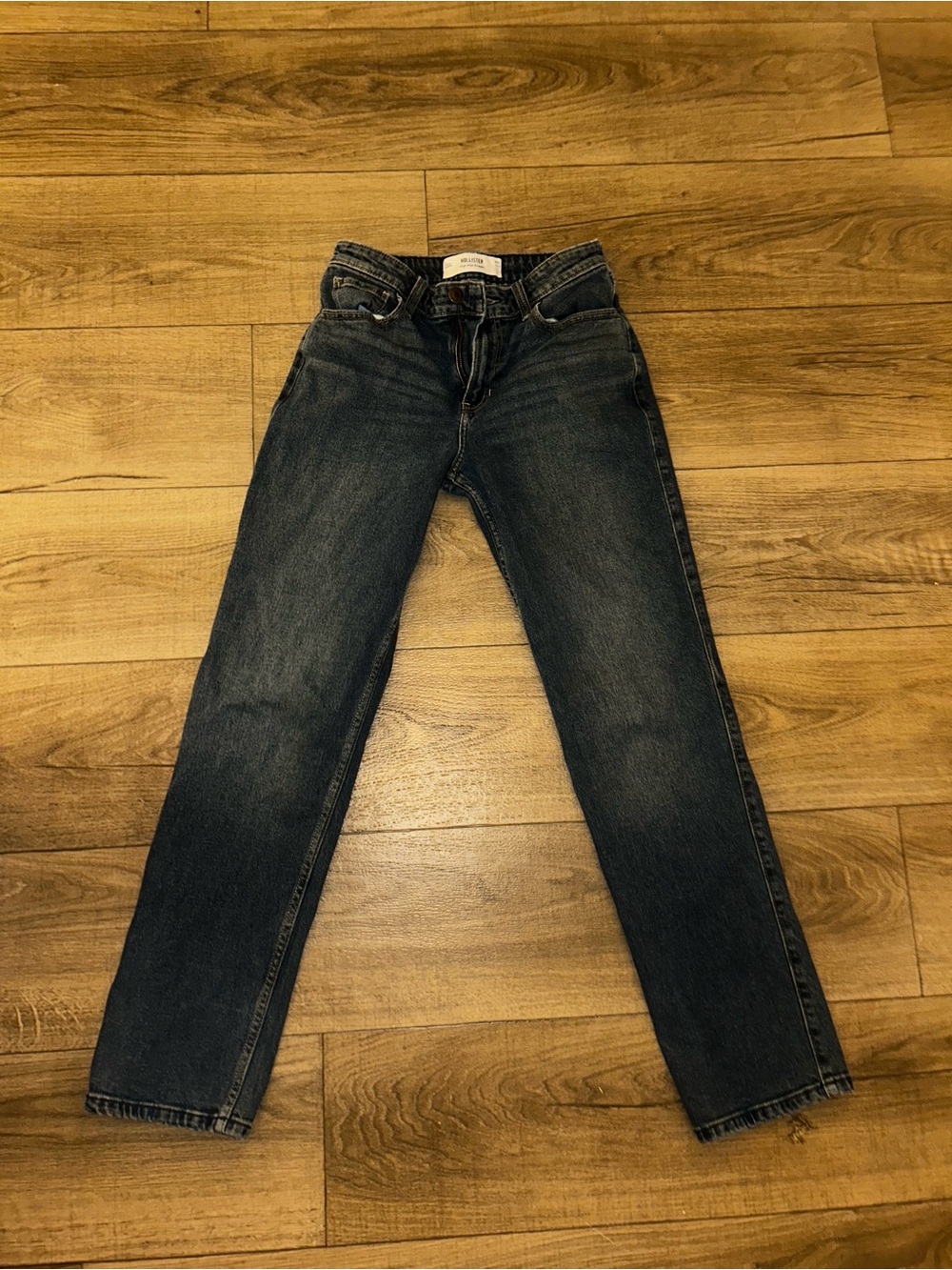 Hollister Women's High-Rise Dark Blue Straight Jeans